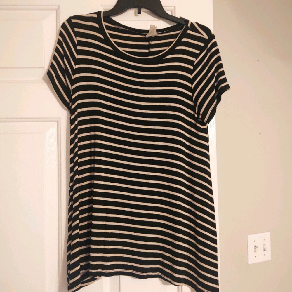 Honey & Lace Large Swing Top